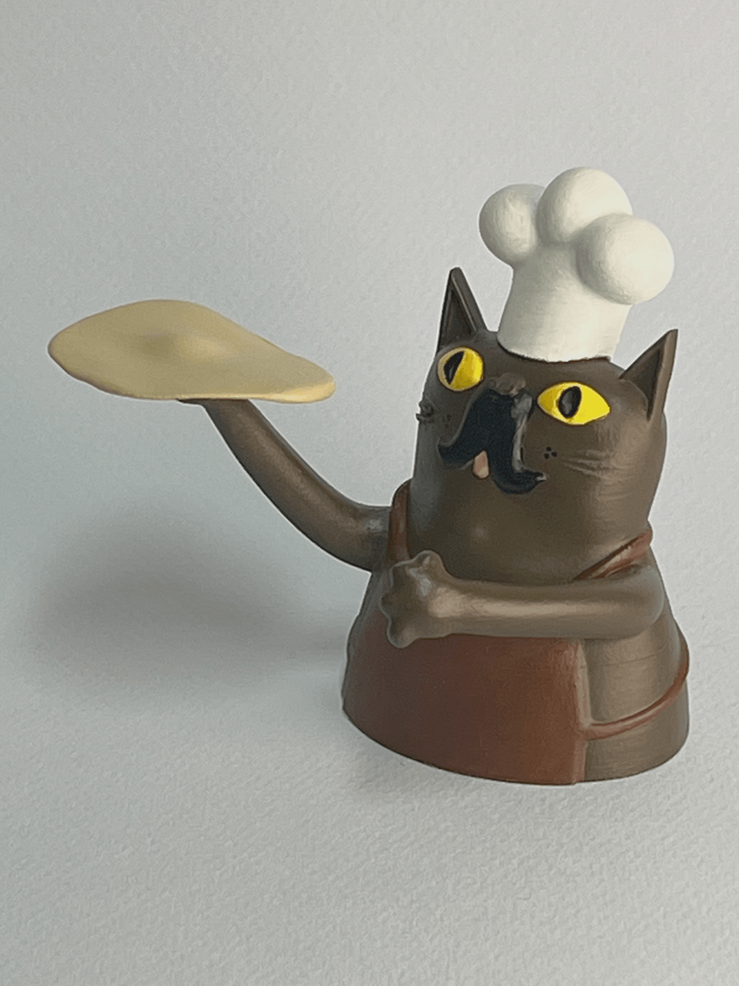 Lalush - A cat who kneads dough