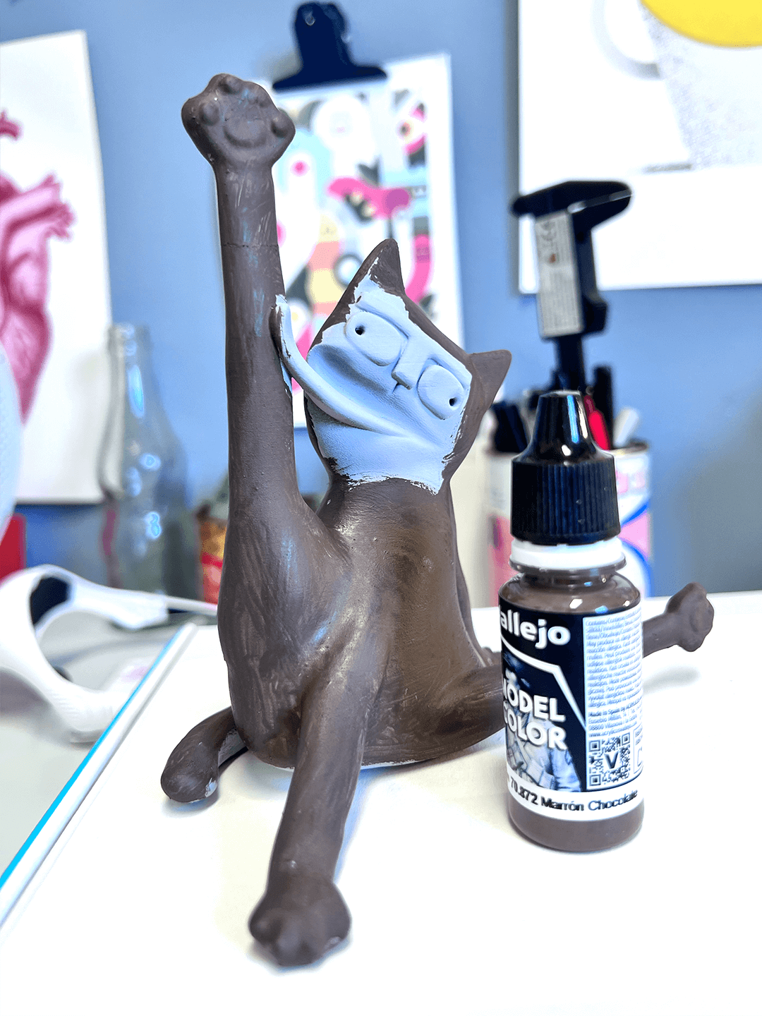 ליקט החתול - דמות חתול בתלת מימד בצביעה