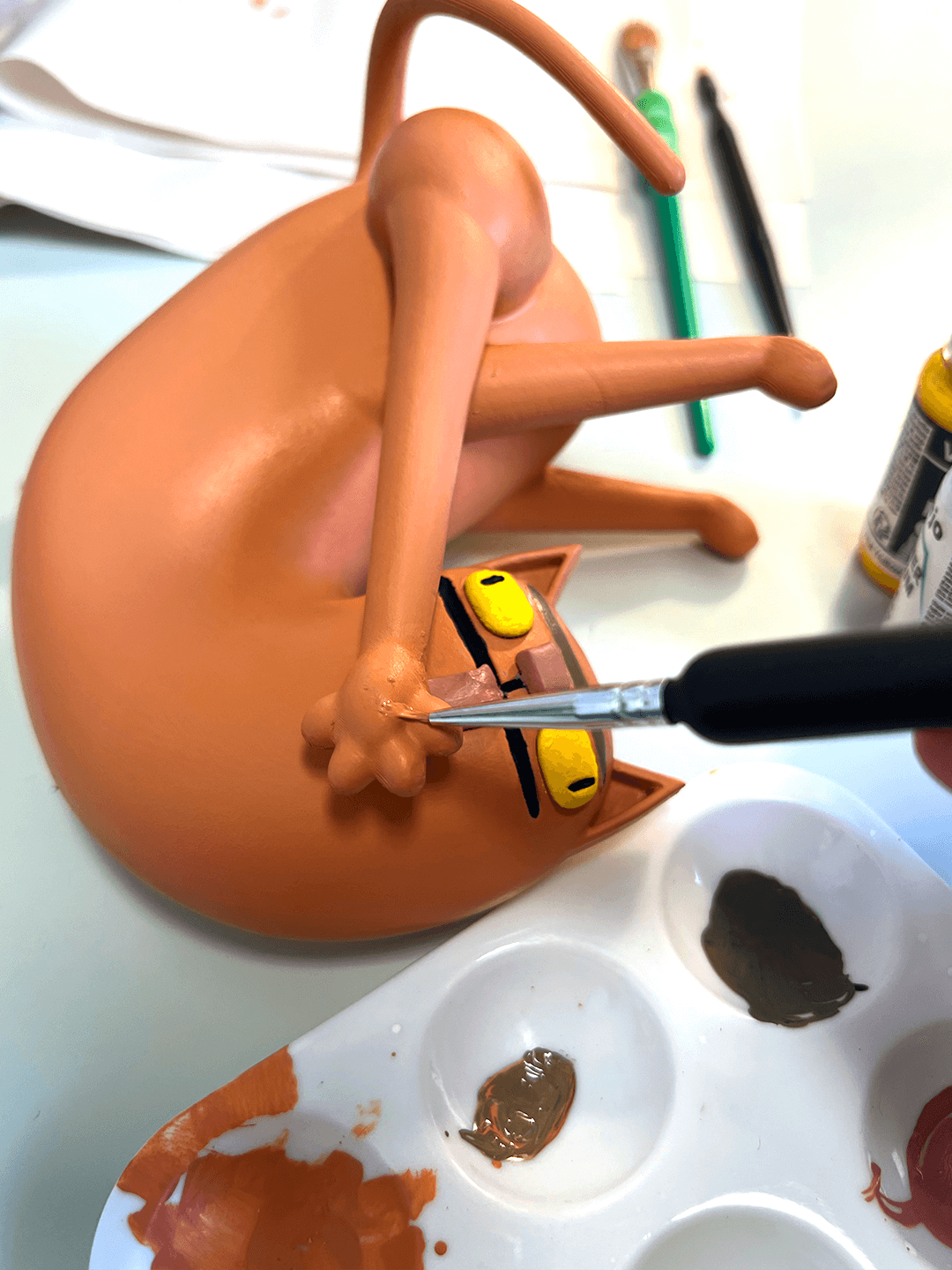 ליקריץ החתול המתנקה - דמות תלת מימד בצביעה