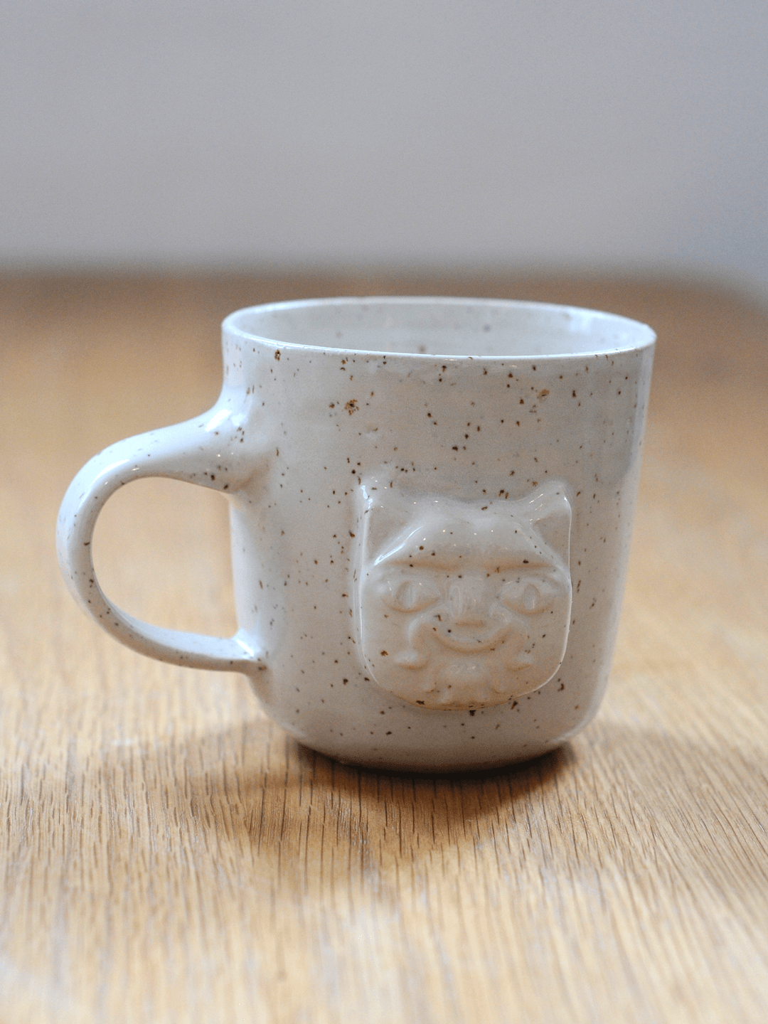 ספל עם ידית חימר מנוקד תבליט החתול מיץ-אל