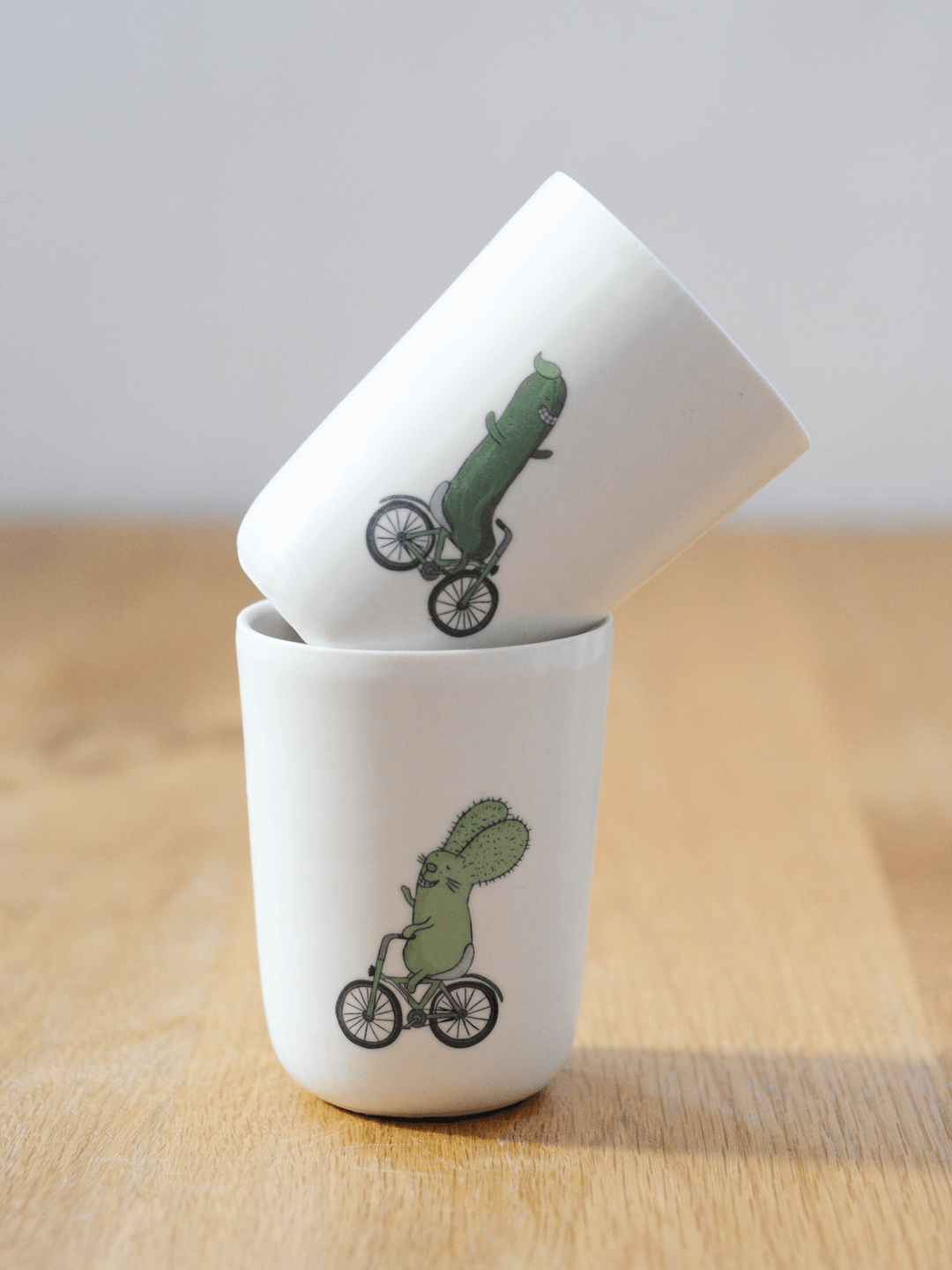 ספלי פורצלן רבטוס וקאמבר